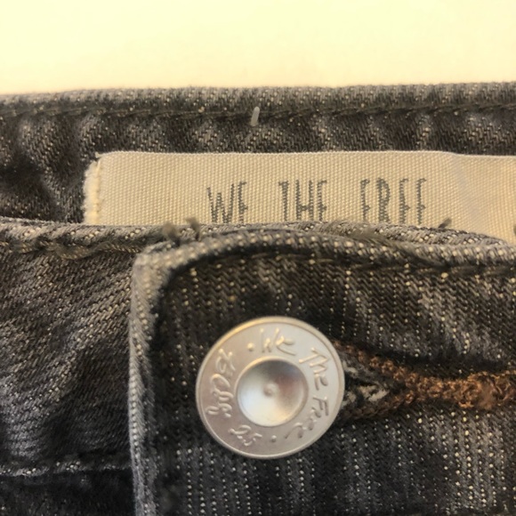 Free People Women's Raw Hem A-Line Size 29 Denim Miniskirt Washed Black NWT - Picture 3 of 6